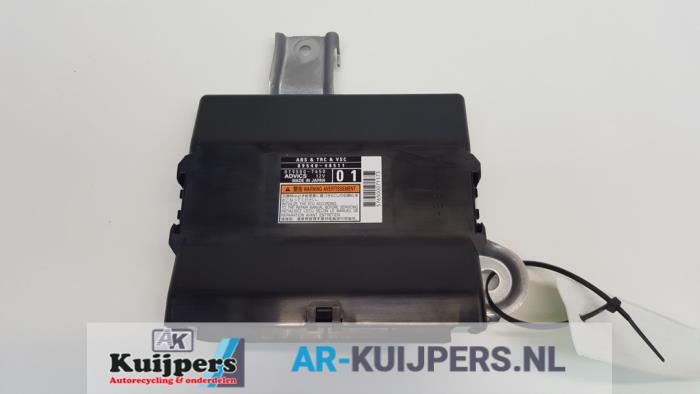 Begagnade ESP-dator Lexus RX (L2) 450h, 450h L V6 24V VVT-i AWD Pris € 125,00 Marginaltabell erbjuds av Autorecycling Kuijpers