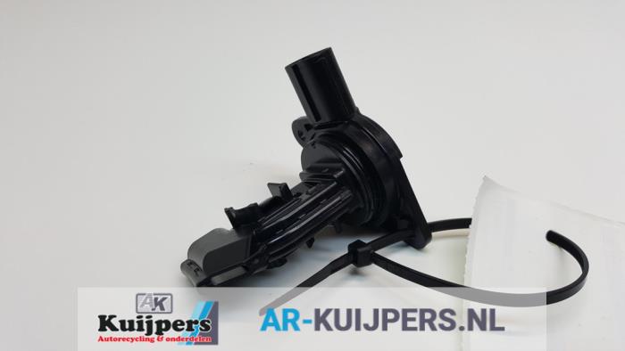 Gebrauchte Luftmassenmesser Lexus RX (L2) 450h, 450h L V6 24V VVT-i AWD Preis € 75,00 Margenregelung angeboten von Autorecycling Kuijpers