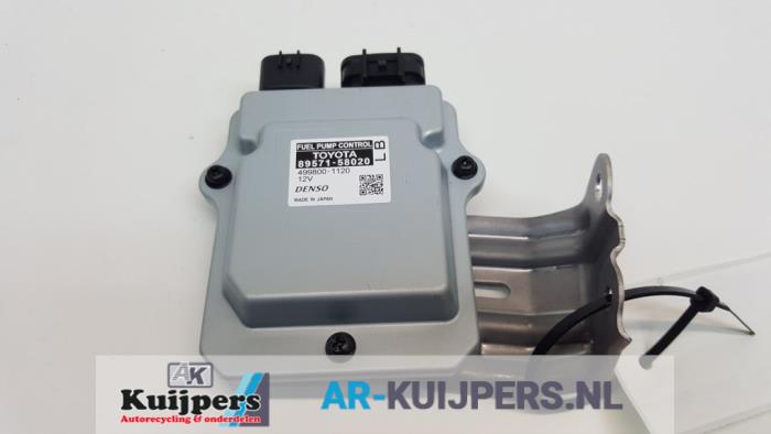Usagé Module pompe carburant Lexus RX (L2) 450h, 450h L V6 24V VVT-i AWD Prix € 75,00 Règlement à la marge proposé par Autorecycling Kuijpers