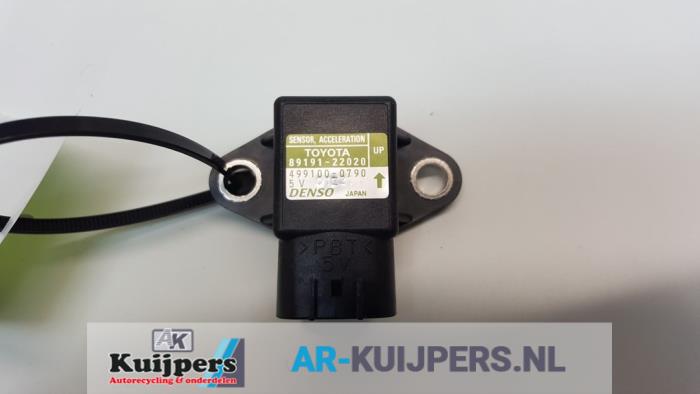 Begagnade Hastighetssensor Lexus RX (L2) 450h, 450h L V6 24V VVT-i AWD Pris € 20,00 Marginaltabell erbjuds av Autorecycling Kuijpers