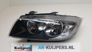 Used Headlight, left BMW 3 serie (E90) 320i 16V Price € 85,00 Margin scheme offered by Autorecycling Kuijpers