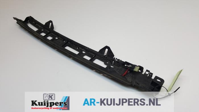 Begagnade Sensor (övriga) Lexus RX (L2) 450h, 450h L V6 24V VVT-i AWD Pris € 65,00 Marginaltabell erbjuds av Autorecycling Kuijpers