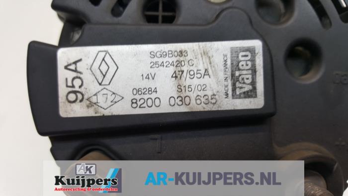 Dynamo d'un Renault Scénic I (JA) 1.8 16V 2002
