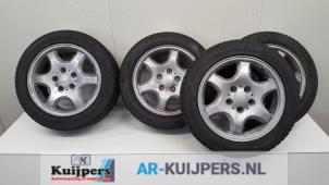 Gebrauchte Felgen Set + Reifen Mercedes SLK (R170) 2.0 200 K 16V Preis € 250,00 Margenregelung angeboten von Autorecycling Kuijpers