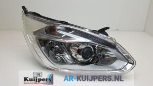 Used Headlight, right Ford Transit Custom 2.0 TDCi 16V Eco Blue 105 Price € 250,00 Margin scheme offered by Autorecycling Kuijpers