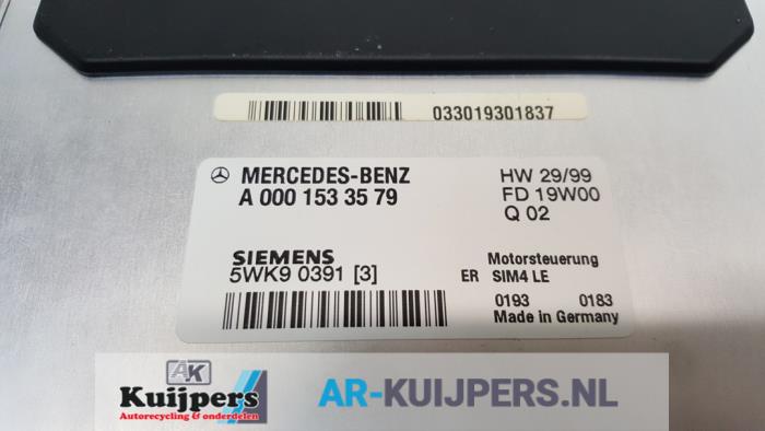 Steuergerät Motormanagement van een Mercedes-Benz SLK (R170) 2.0 200 K 16V 2000