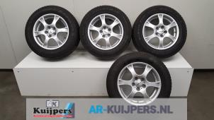 Usagé Kit jantes + pneus d'hivers Nissan Qashqai (J11) 1.6 dCi All Mode 4x4-i Prix € 250,00 Règlement à la marge proposé par Autorecycling Kuijpers