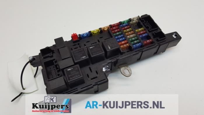 Begagnade Säkringsbox Volvo XC90 I 2.9 T6 24V Pris € 29,00 Marginaltabell erbjuds av Autorecycling Kuijpers