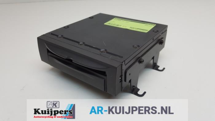 Używane Odtwarzacz CD Volvo XC90 I 2.9 T6 24V Cena € 60,00 Procedura marży oferowane przez Autorecycling Kuijpers