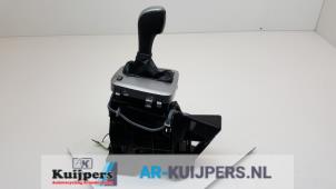 Używane Dzwignia wyboru automatycznej skrzyni biegów Volvo XC90 I 2.9 T6 24V Cena € 75,00 Procedura marży oferowane przez Autorecycling Kuijpers