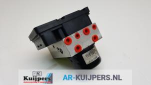 Usagé Pompe ABS Volkswagen Transporter T5 2.5 TDi Prix € 225,00 Règlement à la marge proposé par Autorecycling Kuijpers