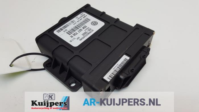 Used Automatic gearbox computer Volkswagen Transporter/Caravelle T5 2.5 TDi Price € 70,00 Margin scheme offered by Autorecycling Kuijpers