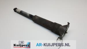 Used Rear shock absorber, left Opel Astra K Sports Tourer 1.6 CDTI 110 16V Price € 25,00 Margin scheme offered by Autorecycling Kuijpers