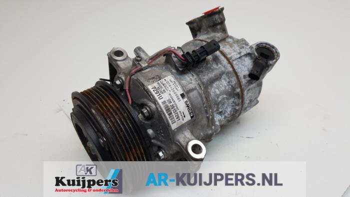 Usagé Compresseur de clim Opel Astra K Sports Tourer 1.6 CDTI 110 16V Prix € 50,00 Règlement à la marge proposé par Autorecycling Kuijpers