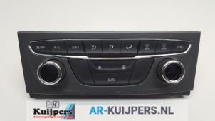 Usados Panel de control de calefacción Opel Astra K Sports Tourer 1.6 CDTI 110 16V Precio € 50,00 Norma de margen ofrecido por Autorecycling Kuijpers