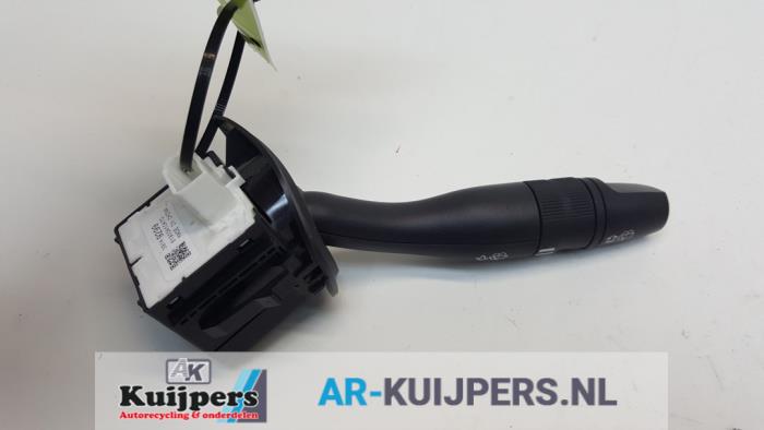 Wiper switch from a Opel Astra K Sports Tourer 1.6 CDTI 110 16V 2018