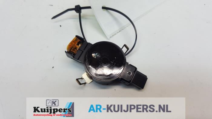 Begagnade Regnsensor Opel Astra K Sports Tourer 1.6 CDTI 110 16V Pris € 39,00 Marginaltabell erbjuds av Autorecycling Kuijpers
