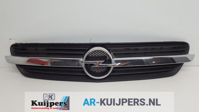 Używane Grill Opel Meriva (A) 1.6 16V Cena € 19,00 Procedura marży oferowane przez Autorecycling Kuijpers