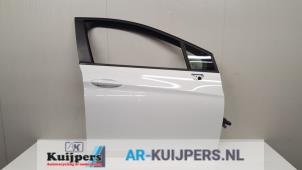Używane Drzwi prawe przednie wersja 4-drzwiowa Opel Astra K Sports Tourer 1.6 CDTI 110 16V Cena € 575,00 Procedura marży oferowane przez Autorecycling Kuijpers