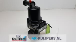 Used Power steering pump Peugeot 5008 I (0A/0E) 1.6 THP 16V Price € 149,00 Margin scheme offered by Autorecycling Kuijpers