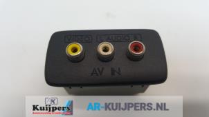 Gebrauchte AUX / USB-Anschluss Subaru Forester (SH) 2.0D Preis € 19,00 Margenregelung angeboten von Autorecycling Kuijpers
