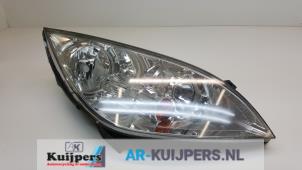 Used Headlight, right Mitsubishi Colt (Z2/Z3) 1.3 16V Price € 29,00 Margin scheme offered by Autorecycling Kuijpers