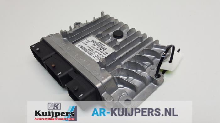 Used Engine management computer Peugeot 307 CC (3B) 2.0 HDIF 16V Price € 25,00 Margin scheme offered by Autorecycling Kuijpers