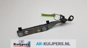Used Bonnet Hinge Citroen C4 Picasso (3D/3E) 1.6 e-HDi 115 Price € 20,00 Margin scheme offered by Autorecycling Kuijpers
