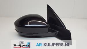 Used Wing mirror, right Landrover Discovery Sport (LC) 2.0 eD4 150 16V Price € 295,00 Margin scheme offered by Autorecycling Kuijpers