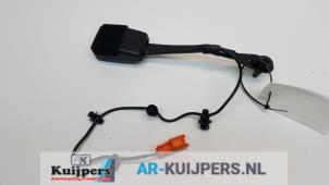 Used Front seatbelt buckle, right Landrover Discovery Sport (LC) 2.0 eD4 150 16V Price € 25,00 Margin scheme offered by Autorecycling Kuijpers
