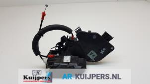 Used Rear door mechanism 4-door, right Landrover Discovery Sport (LC) 2.0 eD4 150 16V Price € 95,00 Margin scheme offered by Autorecycling Kuijpers