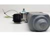Door window motor from a Land Rover Discovery Sport (LC) 2.0 eD4 150 16V 2017