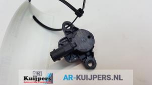 Used Airbag sensor Landrover Discovery Sport (LC) 2.0 eD4 150 16V Price € 20,00 Margin scheme offered by Autorecycling Kuijpers