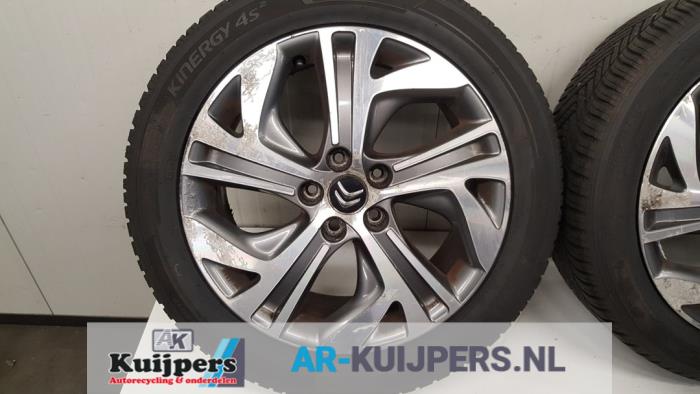 Juego de llantas y neumáticos de un Citroën C4 Picasso (3D/3E) 1.6 e-HDi 115 2014