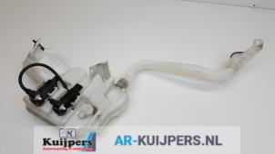 Used Front windscreen washer reservoir Landrover Discovery Sport (LC) 2.0 eD4 150 16V Price € 45,00 Margin scheme offered by Autorecycling Kuijpers