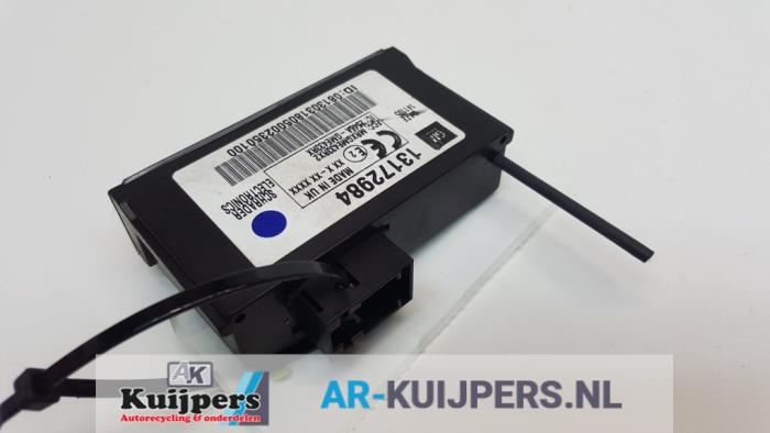 Begagnade Däcktrycksmodul Opel Vectra C GTS 2.0 Turbo 16V Pris € 40,00 Marginaltabell erbjuds av Autorecycling Kuijpers