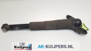 Used Rear shock absorber rod, right Landrover Discovery Sport (LC) 2.0 eD4 150 16V Price € 50,00 Margin scheme offered by Autorecycling Kuijpers
