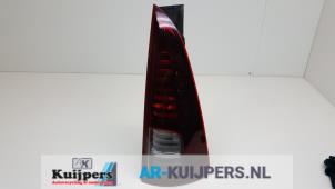 Used Taillight, right Renault Espace (JK) 2.0 dCi 16V 150 FAP . Price € 35,00 Margin scheme offered by Autorecycling Kuijpers