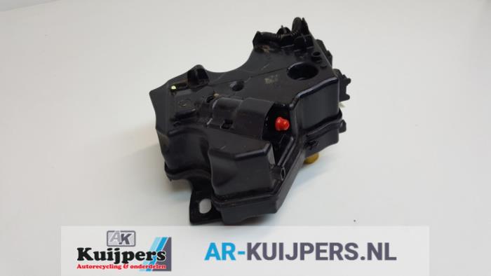 Gebrauchte Adblue Tank Citroen C4 Picasso (3D/3E) 1.6 e-HDi 115 Preis € 90,00 Margenregelung angeboten von Autorecycling Kuijpers