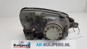 Used Headlight, left Hyundai Santa Fe I 2.4 16V 4x4 Price € 39,00 Margin scheme offered by Autorecycling Kuijpers