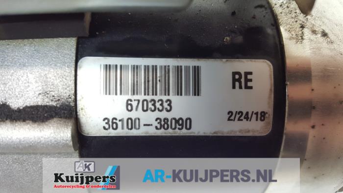 Begagnade Startmotor Hyundai Santa Fe I 2.0 16V 4x2 Pris € 15,00 Marginaltabell erbjuds av Autorecycling Kuijpers