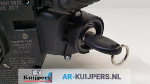 Used Steering column stalk Opel Signum (F48) 2.2 direct 16V Price € 60,00 Margin scheme offered by Autorecycling Kuijpers
