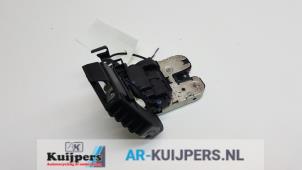 Gebrauchte Schließmechanik Heckklappe Audi A3 Sportback (8PA) 1.6 Preis € 19,00 Margenregelung angeboten von Autorecycling Kuijpers