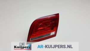 Usados Luz trasera derecha Audi A3 Sportback (8PA) 1.6 Precio € 19,00 Norma de margen ofrecido por Autorecycling Kuijpers