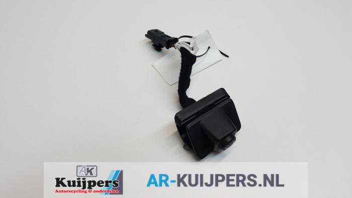 Begagnade Backkamera Citroen C4 Picasso (3D/3E) 1.6 e-HDi 115 Pris € 75,00 Marginaltabell erbjuds av Autorecycling Kuijpers