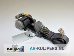 Used Front seatbelt, left Mazda Demio (DW) 1.5 16V Price € 25,00 Margin scheme offered by Autorecycling Kuijpers