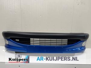 Used Front bumper Peugeot 206 CC (2D) 1.6 16V Price € 60,00 Margin scheme offered by Autorecycling Kuijpers