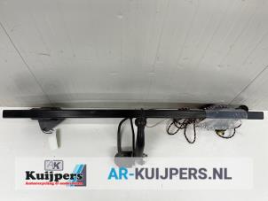 Used Towbar Mercedes B (W245,242) 1.5 B-160 16V Price € 95,00 Margin scheme offered by Autorecycling Kuijpers