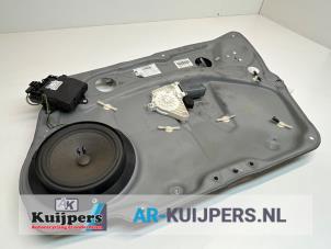 Used Window mechanism 4-door, front right Mercedes B (W245,242) 1.5 B-160 16V Price € 19,00 Margin scheme offered by Autorecycling Kuijpers
