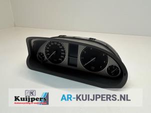 Usagé Compteur kilométrique KM Mercedes B (W245,242) 1.5 B-160 16V Prix € 45,00 Règlement à la marge proposé par Autorecycling Kuijpers
